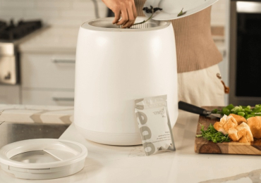 Award-Winning Electric Kitchen Composter | Countertop Food Compost Mac
